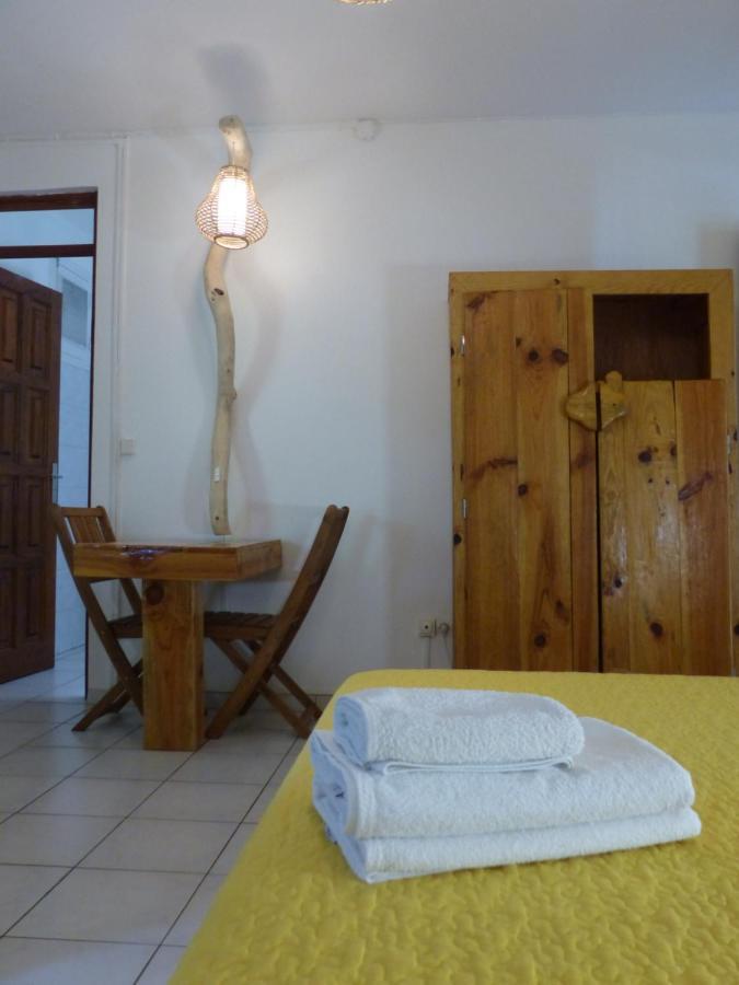 Gites Rose Des Vents Deshaies Exterior photo